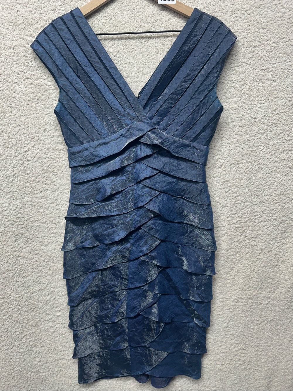 Adrianna Papell Navy Blue Ruffle Cocktail Dress Sleeveless V Neck Party Formal S - Picture 1 of 9